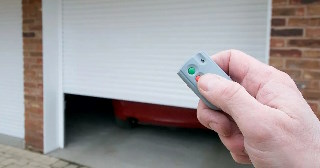 Купить автоматику для рулонных ворот Дедовск, цена от 2713 руб.